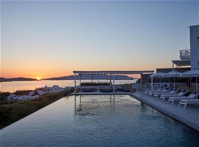 Milos Breeze Boutique Hotel